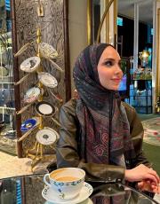 haki-siyah sarmaşık desenli şal